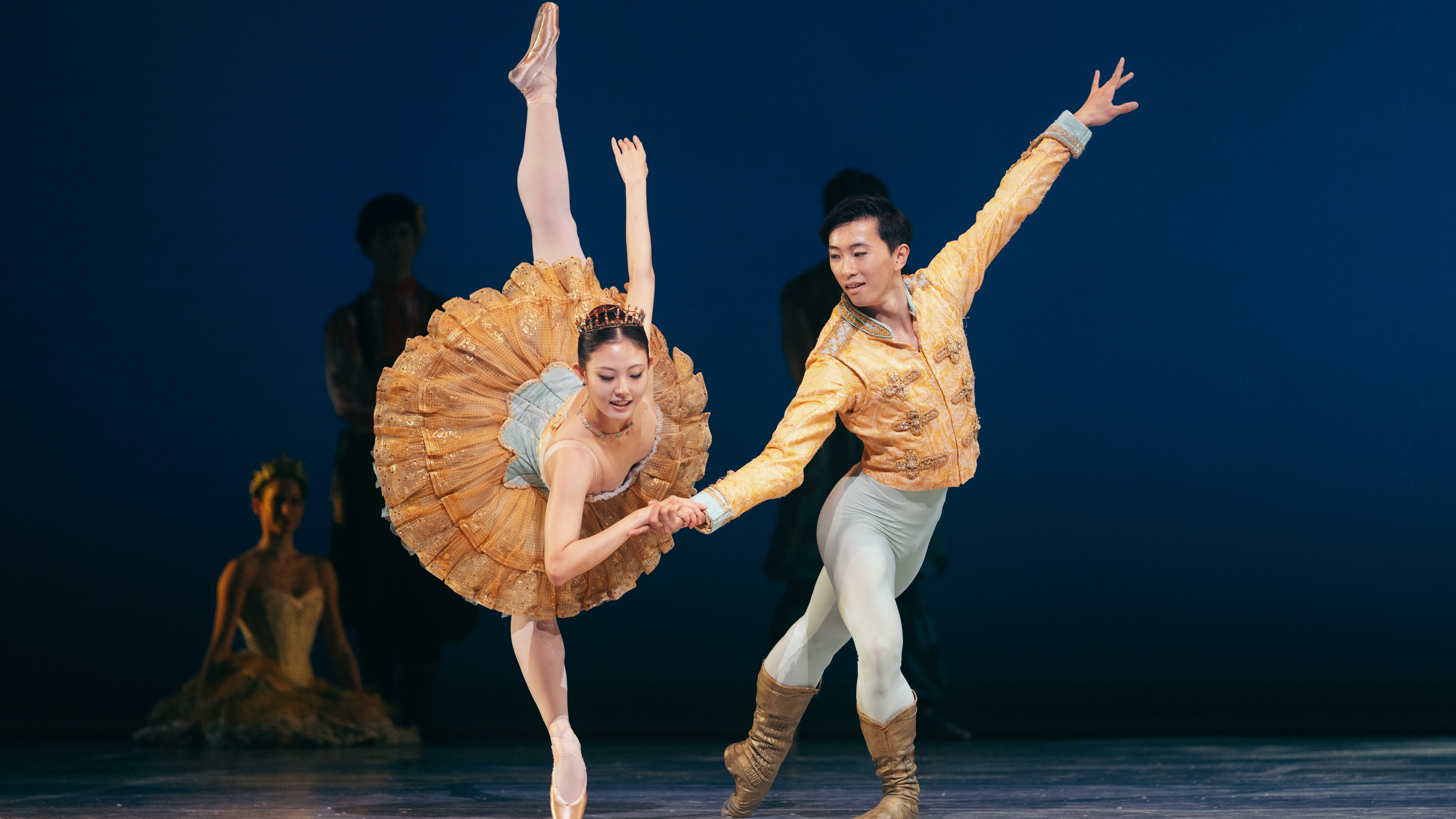 Wona Park and Wei Wang, "Nutcracker"