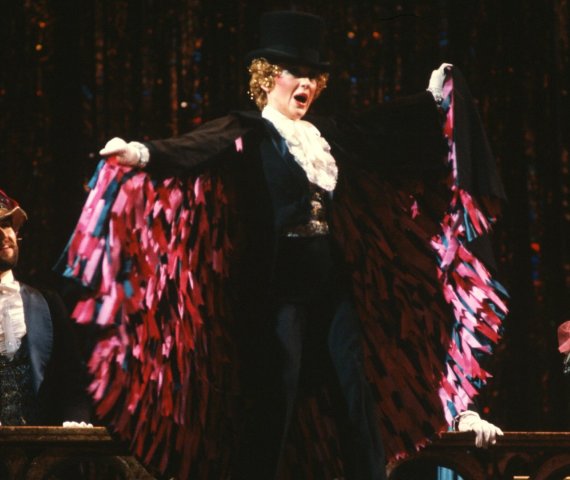 Erie Mills, SF Opera
