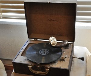 Record player