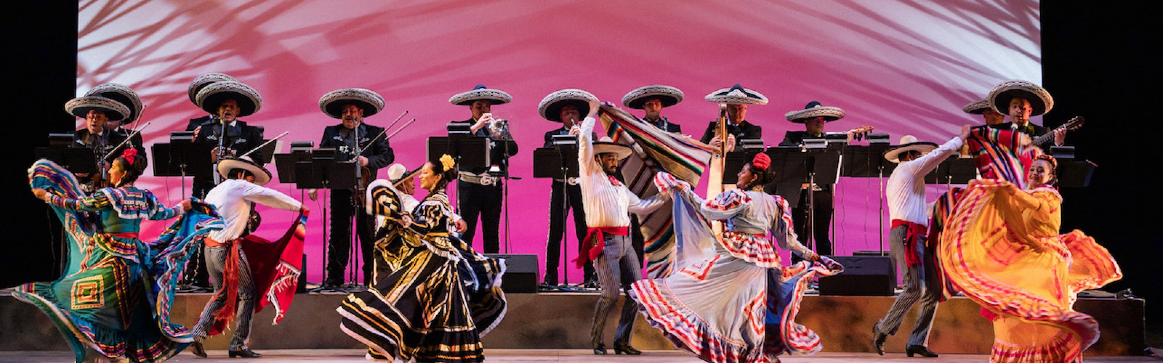Opera Santa Barbara - "Cruzar la Cara de la Luna"