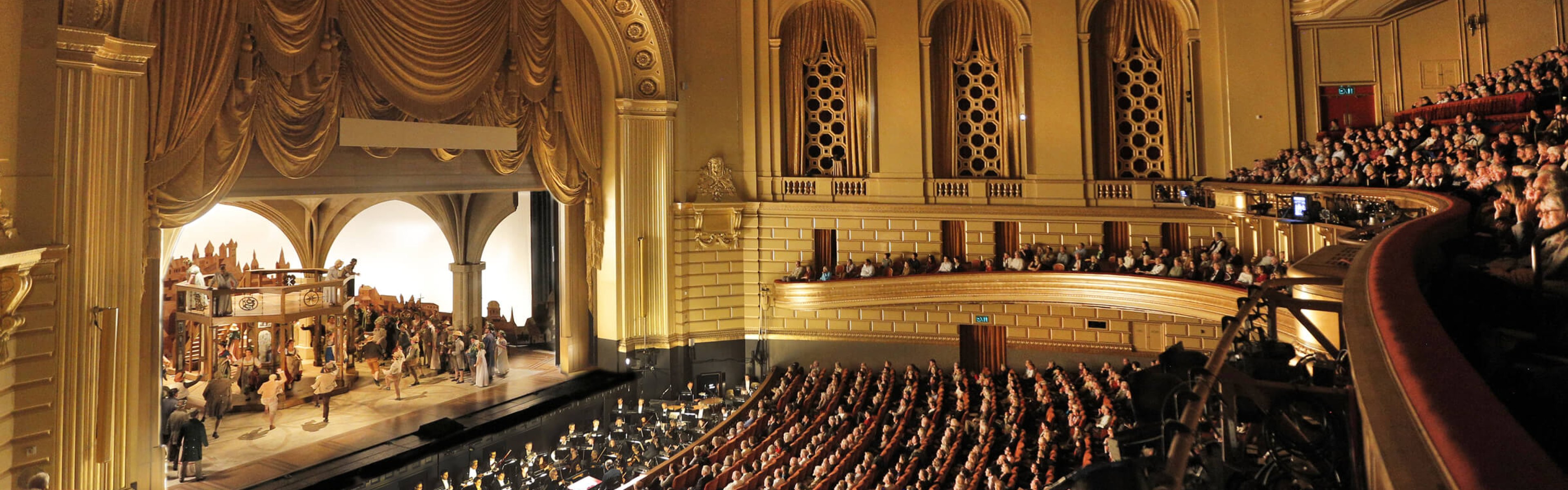 War Memorial Opera House