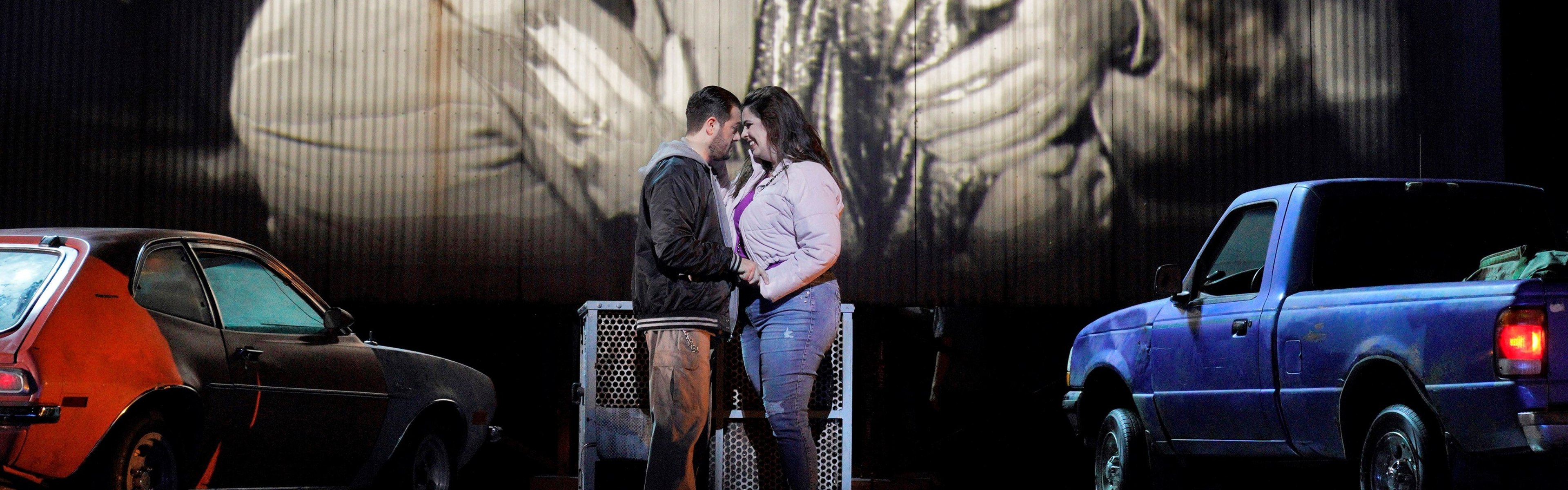 Arturo Chacón-Cruz as Edgardo and Amanda Woodbury as Lucia