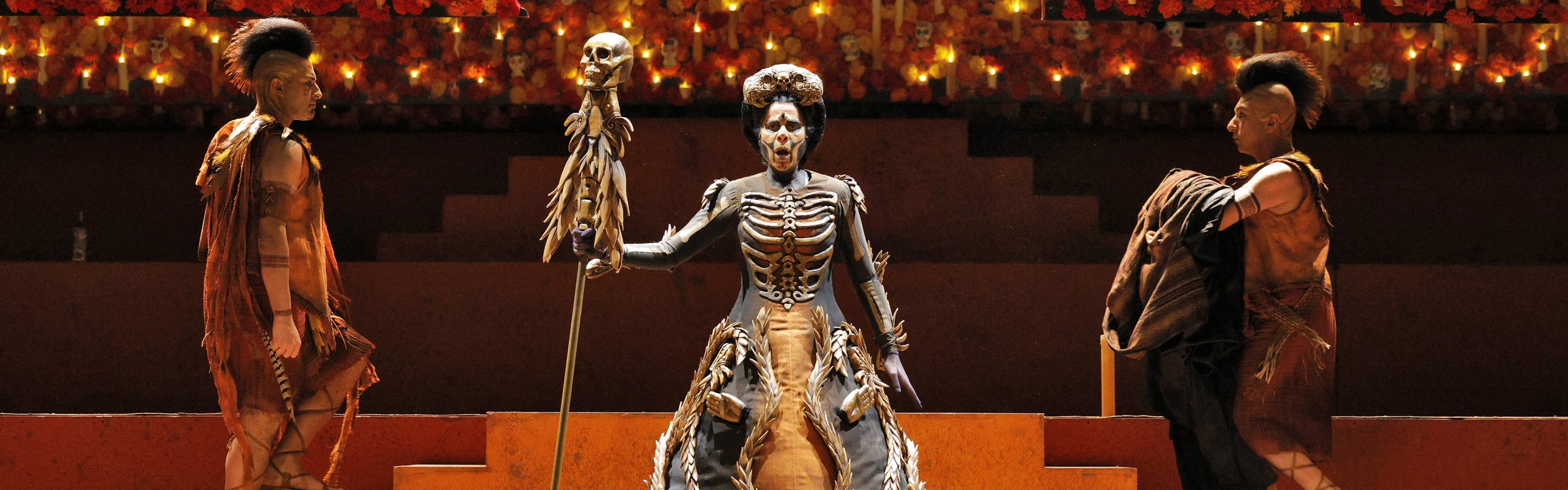 Ana María Martínez as Catrina