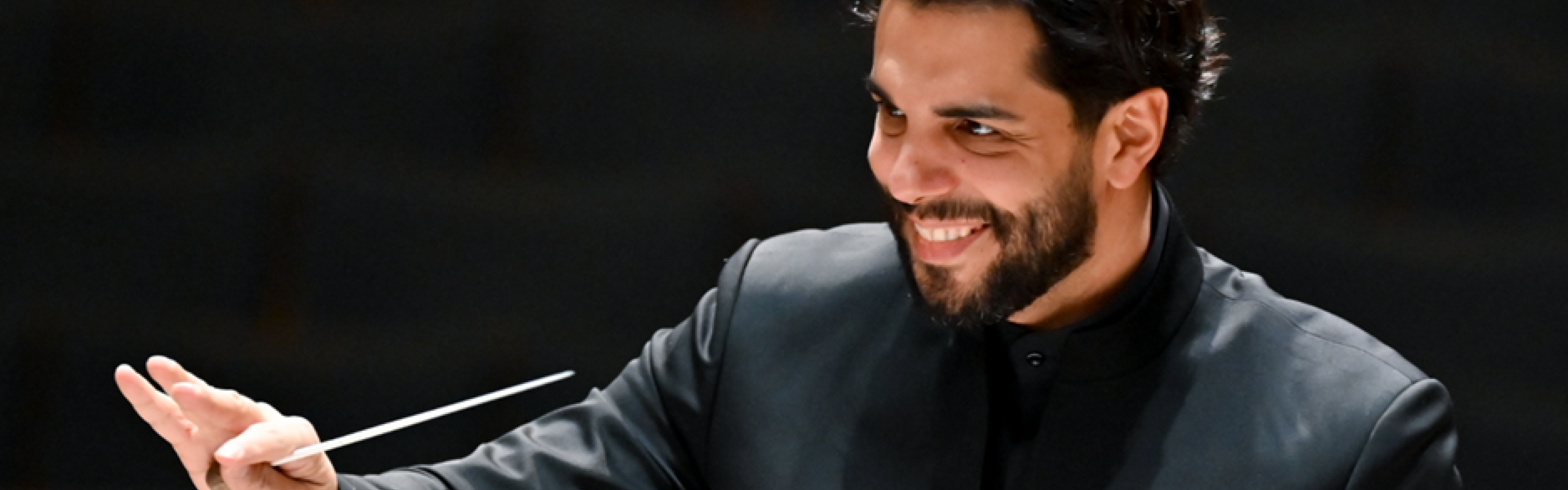 Domingo Hindoyan