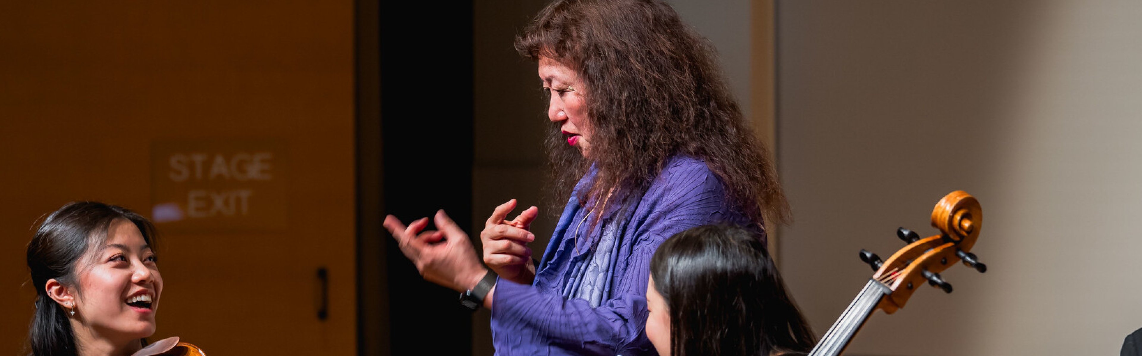 Pianist Wu Han coaching Music@Menlo students | Courtesy of Music@Menlo