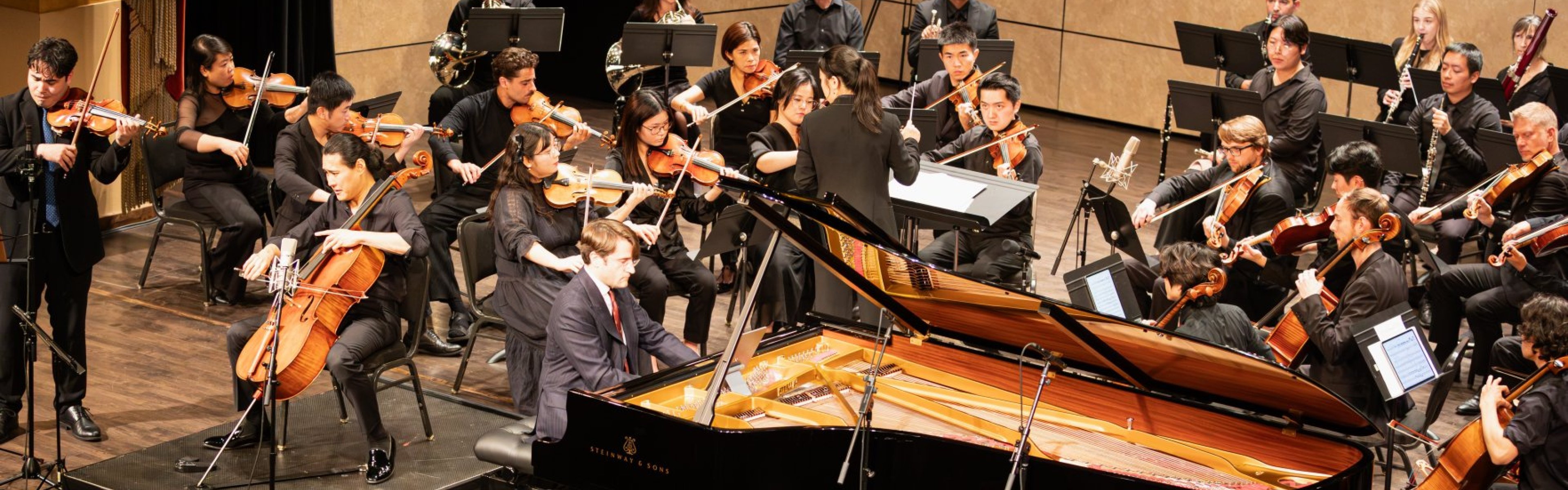 SF Camerata and soloists