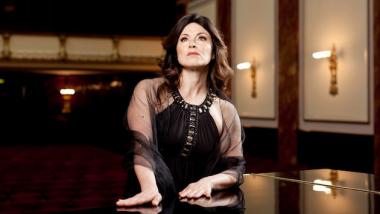 AnnaCaterina_Antonacci_header.jpg