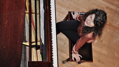 Joanna_Rozewska_header2.jpg