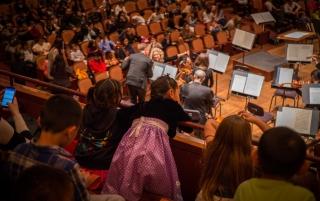 family_concert.jpg