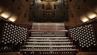 organ_alt1_davissymphonyhall_1000x575.jpg