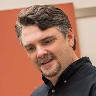 faculty_-_300px_-_russ_deluna_01.jpg