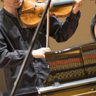 performance_calendar-2018-19-collaborative_piano01.jpg