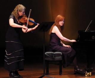 stenbergcahill_performs_10_15_2019.jpg