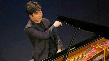 Yekwon_Sunwoo_header1.jpg