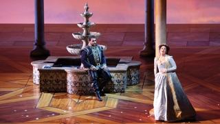 ernani_600x340_couple.jpg