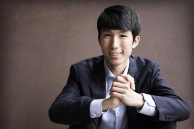 Pianist Eric Lu performs Sunday, February 6, 2022. (credit: Courtesy of Eric Lu)