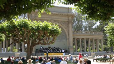 Photo of band playing in the Spreckels Temple of Music at the FOGGPB Festival, image provided by Miguel Izurieta of musicalimages.org