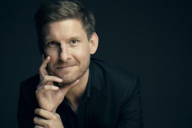 Kristian Bezuidenhout performs Sunday, October 30, 2022 in Hertz Hall. (credit: Marco Borggreve)