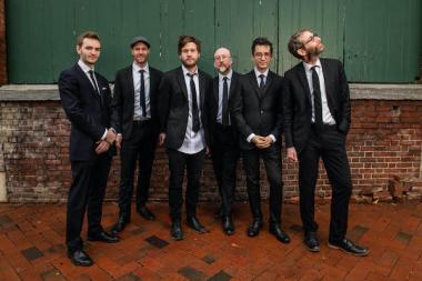 "Baroque Band" RUCKUS