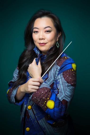 Guest conductor Alyssa Wang makes her West Coast Debut with San José Chamber Orchestra. Photo by Robert Torres.