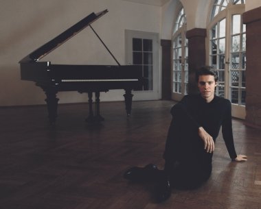 Florian Noack performs for Steinway Society - The Bay Area stage on Saturday, April 26 at 7:30 pm at the Visual and Performing Arts Center at De Anza College in Cupertino. Photo by Danilo Floreani..