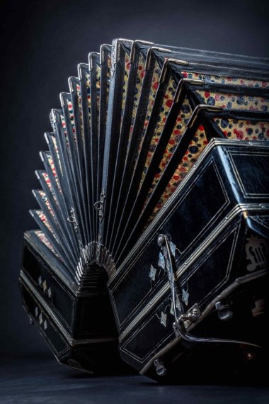 featured instrument, Argentinian bandoneon