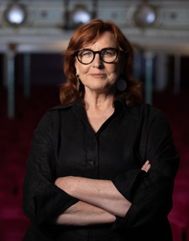 Lindy Hume
