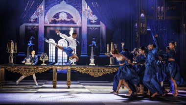 Royal Swedish Ballet in "Gustavia" directed by Guillaume Klein 