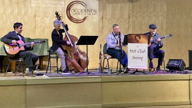 Le hot club swing jazz band.