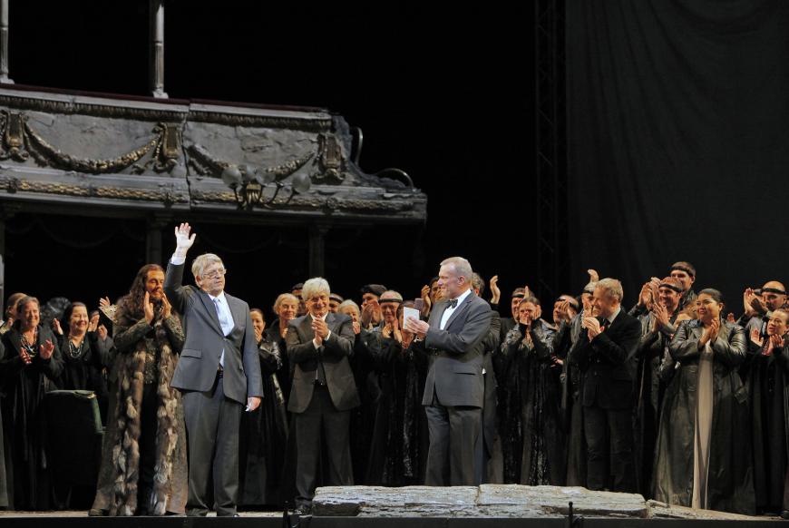 Robertson receiving the SF Opera Medal in 2012