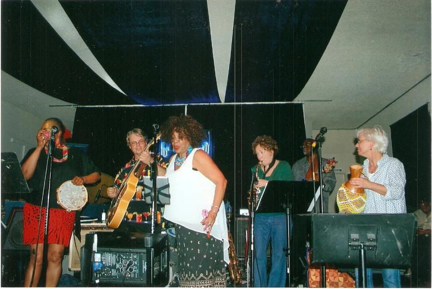 CHELLE! and Friends