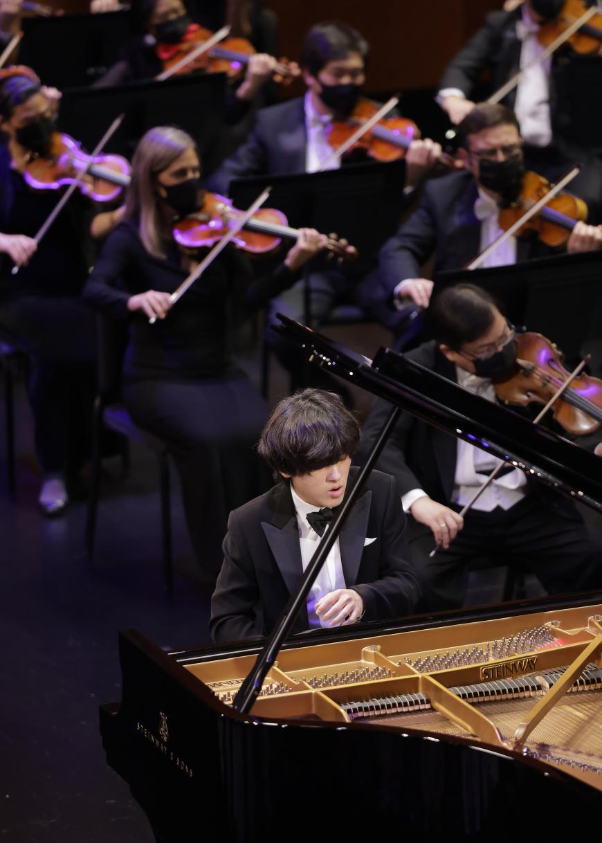 Yunchan Lim performs