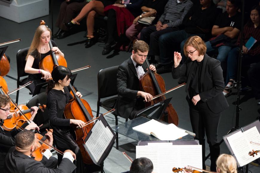 Daniela Candillari conducts