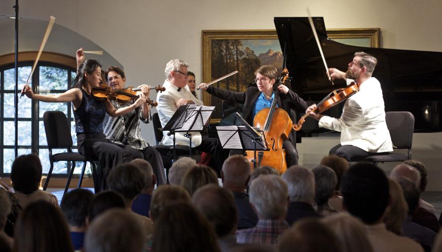 Performance at MITV