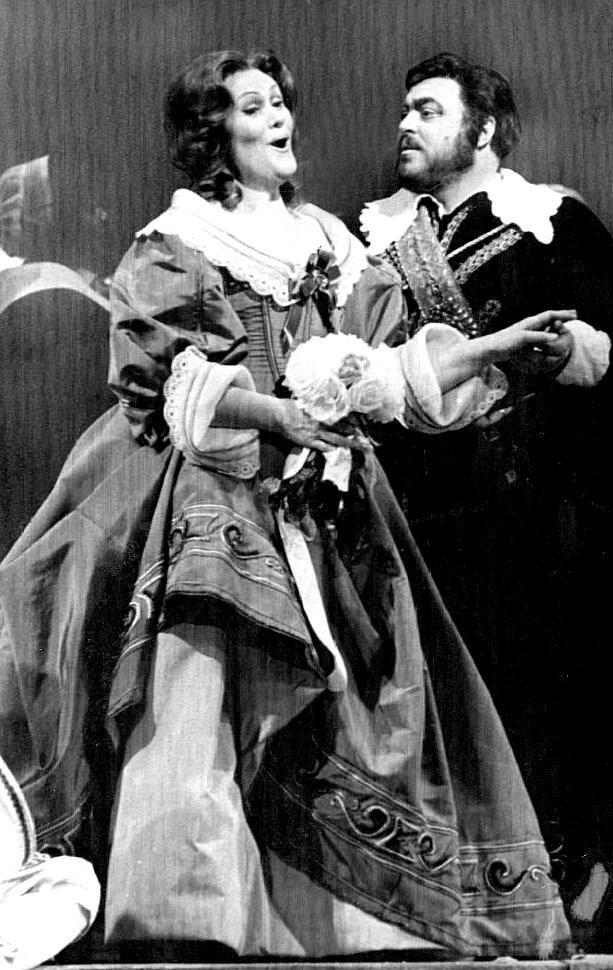 Pavarotti with Joan Sutherland