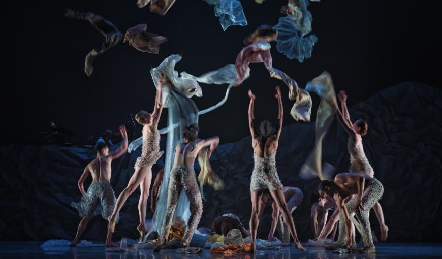 Along King LINES Ballet
