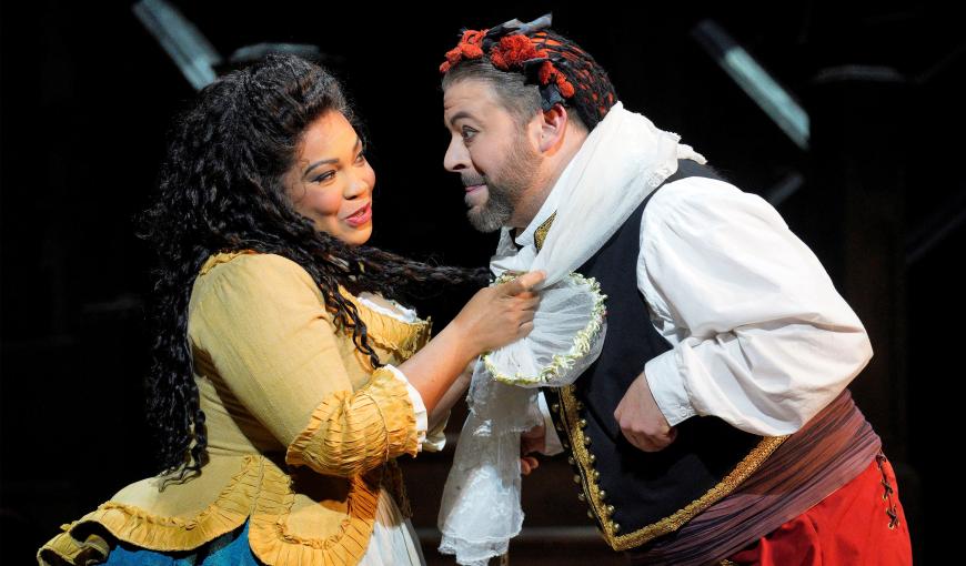 Janai Brugger as Susanna and Craig Colclough as Figaro