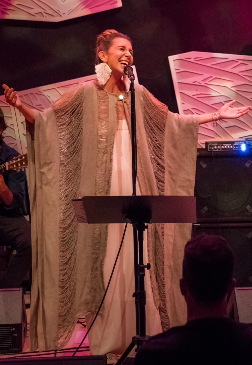 Magos Herrera