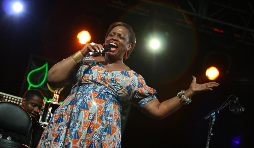 Dianne Reeves