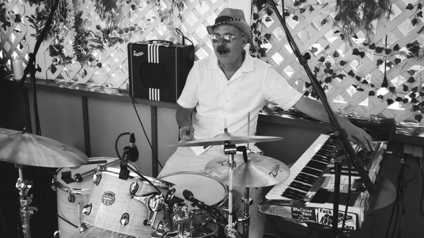 Kenny Wollesen