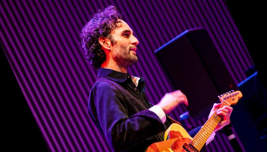 Julian Lage