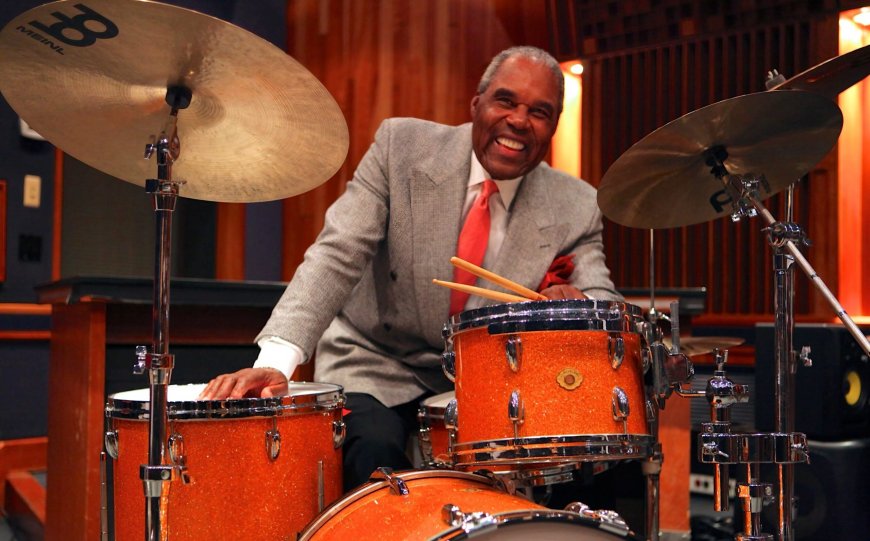 Michael Carvin