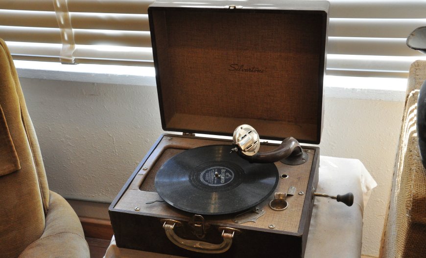 Record player