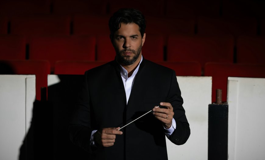 Domingo Hindoyan