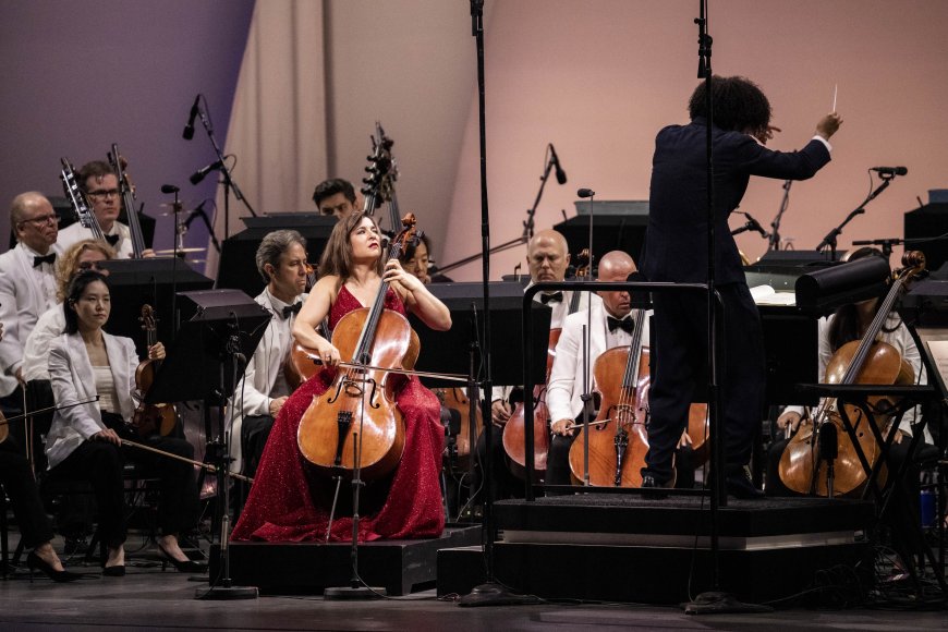 Alisa Weilerstein performs with Rafael Payare and the LA Phil