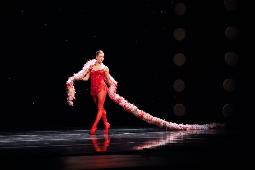 Smuin’s “The Christmas Ballet” | Credit: Maximillian Tortoriello Photography