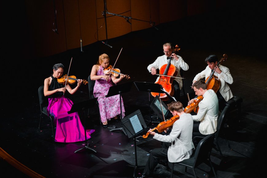 Violinists Stella Chen and Danbi Um, violists Matthew Lipman and James Thompson, and cellists David Requiero and David Finkel | Credit: Harrison Truong