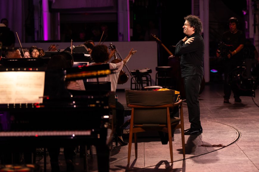 Gustavo Dudamel showing his love for YOLA | Courtesy of the Los Angeles Philharmonic Association