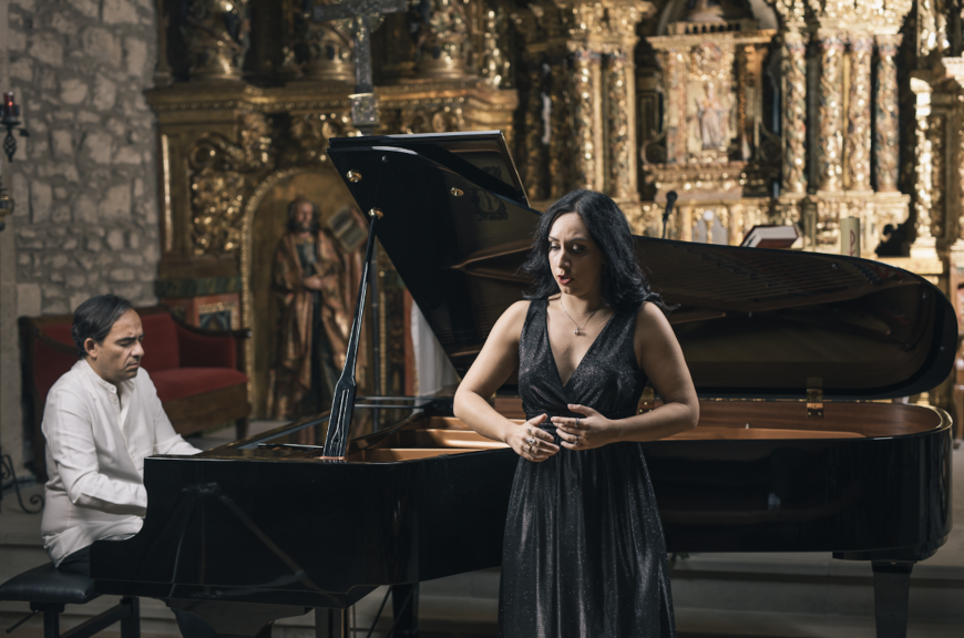 Ibáñez and Okiñena performing | Courtesy of the artists