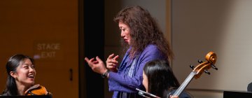 Pianist Wu Han coaching Music@Menlo students | Courtesy of Music@Menlo